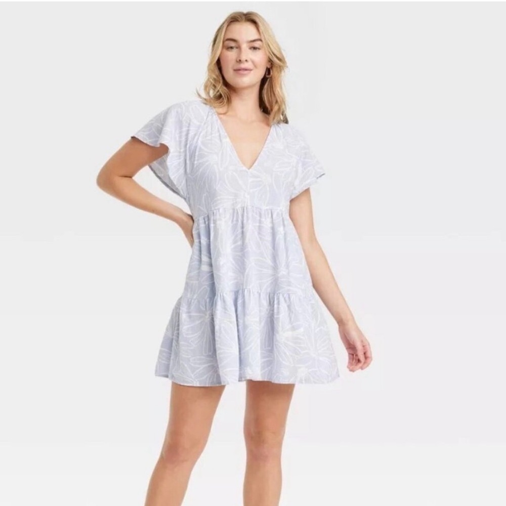 Universal Thread Blue floral flutter sleeve linen blend Mini Dress small tiered